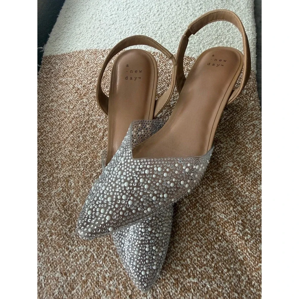 A New Day‎ W Rhinestone Pearl Slingback Kitten Heels Tan Clear Pointed Toe 9.5